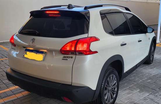 PEUGEOT-2008-2022