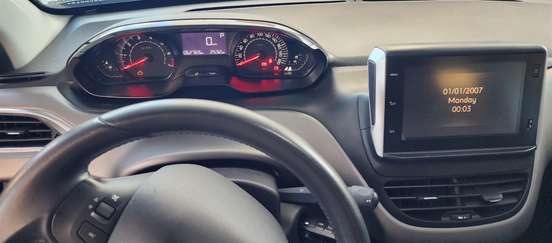 PEUGEOT-2008-2022