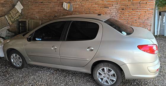 PEUGEOT 207 1.4 XR PASSION 8V FLEX 4P MANUAL