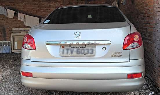PEUGEOT-207-2012
