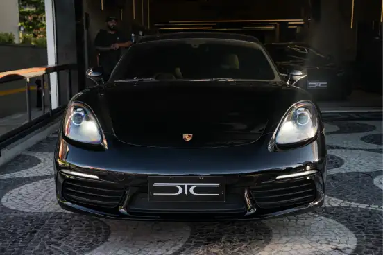 PORSCHE-718-2021