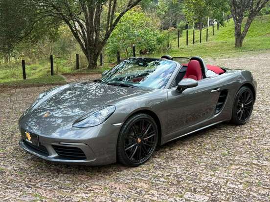 PORSCHE-718-2023
