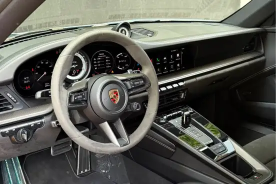 PORSCHE-911-2023