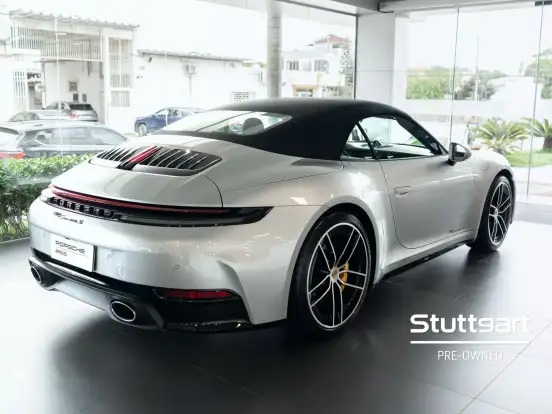 PORSCHE-911-2025