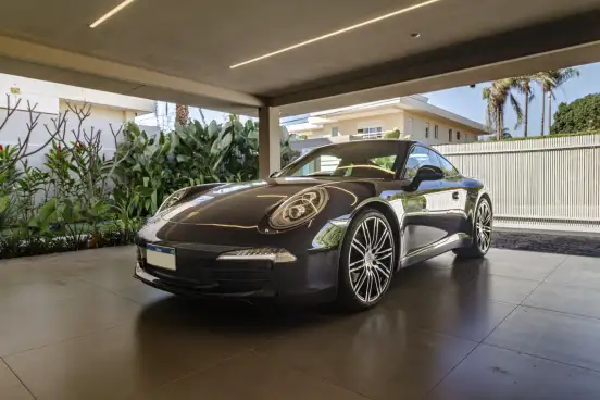 PORSCHE-911-2015