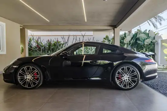 PORSCHE-911-2015