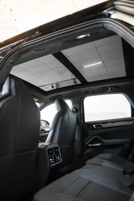 PORSCHE-CAYENNE-2018