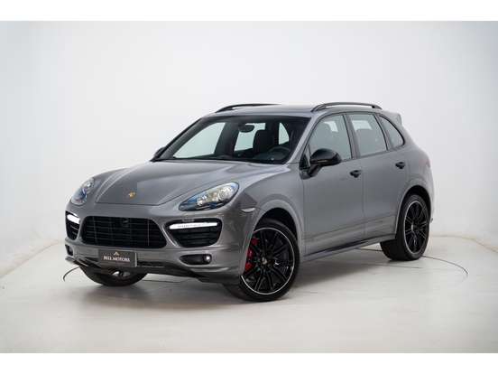 PORSCHE-CAYENNE-2012
