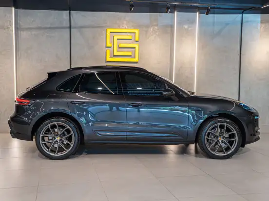 PORSCHE-MACAN-2022