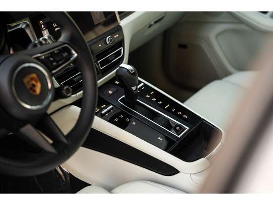 PORSCHE-MACAN-2.0 TURBO GASOLINA PDK PORSCHE-MACAN-2024
