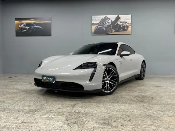 PORSCHE TAYCAN ELÉTRICO