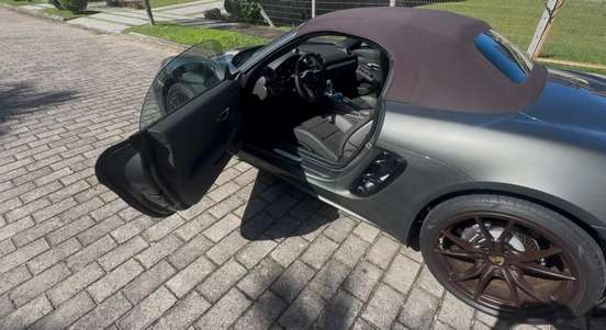 PORSCHE-718-2024
