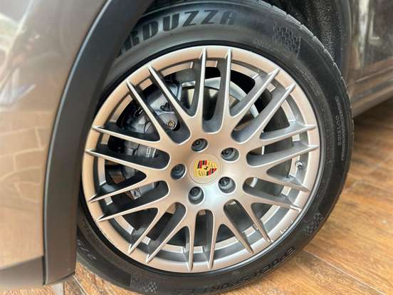 PORSCHE-CAYENNE-3.6 4X4 V6 24V GASOLINA 4P TIPTRONIC PORSCHE-CAYENNE-2015