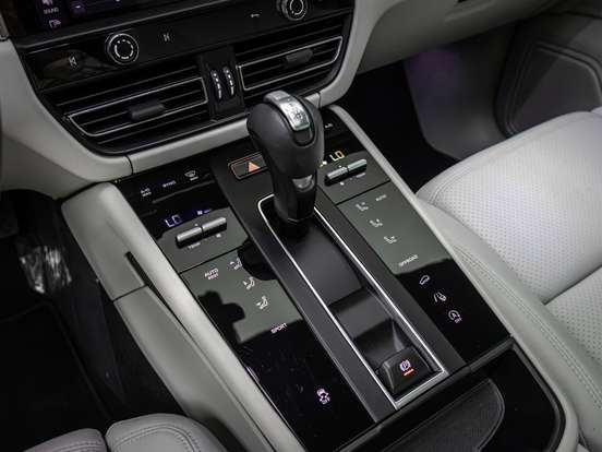 PORSCHE-MACAN-2.0 TURBO GASOLINA PDK PORSCHE-MACAN-2025