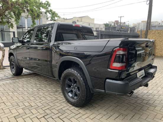 RAM-1500-5.7 V8 GASOLINA REBEL CD 4X4 AUTOMÁTICO RAM-1500-2022