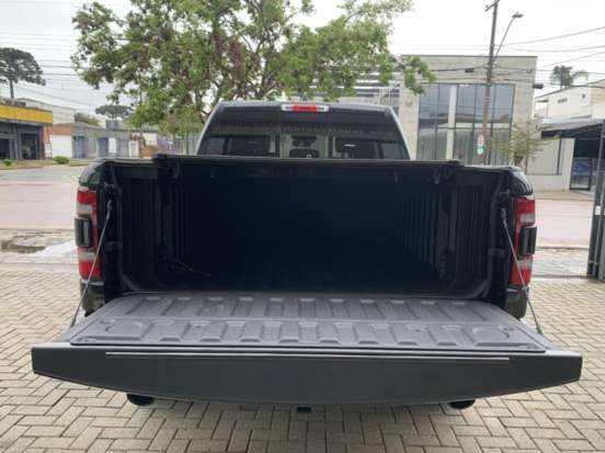 RAM-1500-5.7 V8 GASOLINA REBEL CD 4X4 AUTOMÁTICO RAM-1500-2022