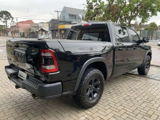 RAM-1500-5.7 V8 GASOLINA REBEL CD 4X4 AUTOMÁTICO RAM-1500-2022
