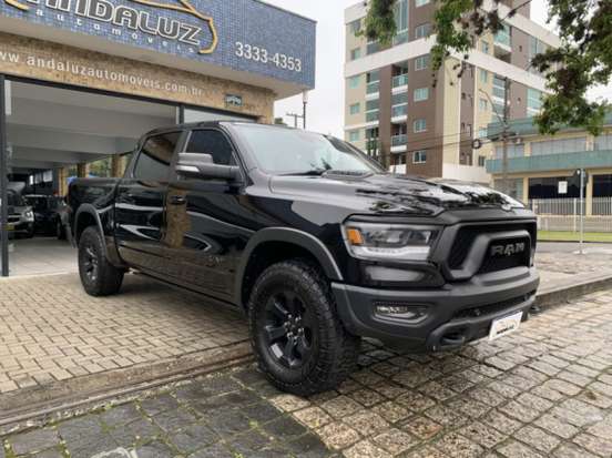 RAM-1500-5.7 V8 GASOLINA REBEL CD 4X4 AUTOMÁTICO RAM-1500-2022
