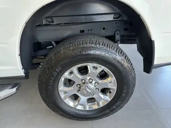 RAM-2500-6.7 I6 TURBO DIESEL LARAMIE CD 4X4 AUTOMÁTICO RAM-2500-2023