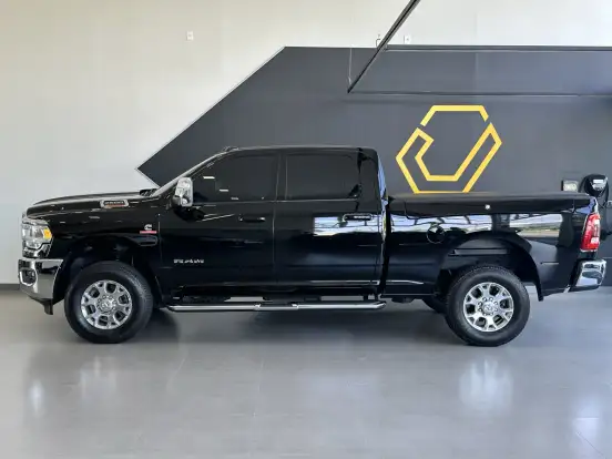 RAM-2500-6.7 I6 TURBO DIESEL LARAMIE CD 4X4 AUTOMÁTICO RAM-2500-2023