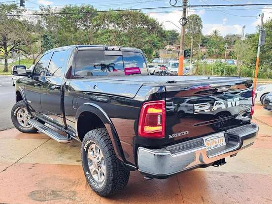 RAM-2500-6.7 I6 TURBO DIESEL LARAMIE CD 4X4 AUTOMÁTICO RAM-2500-2021