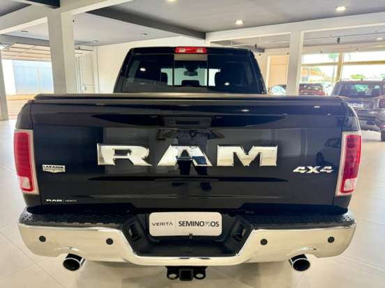 RAM-CLASSIC-5.7 V8 GASOLINA LARAMIE CD 4X4 AUTOMÁTICO RAM-CLASSIC-2023