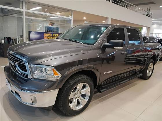RAM CLASSIC 5.7 V8 GASOLINA LARAMIE CD 4X4 AUTOMÁTICO