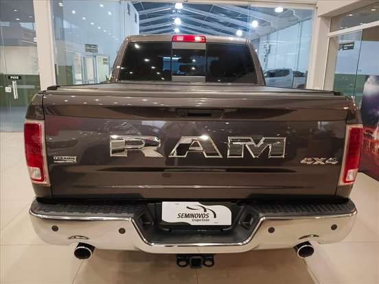 RAM-CLASSIC-5.7 V8 GASOLINA LARAMIE CD 4X4 AUTOMÁTICO RAM-CLASSIC-2023