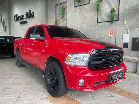 RAM-CLASSIC-5.7 V8 GASOLINA LARAMIE CD 4X4 AUTOMÁTICO RAM-CLASSIC-2023