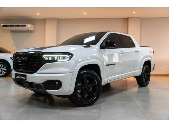 RAM RAMPAGE 2.0 HURRICANE 4 TURBO GASOLINA R/T 4X4 AUTOMÁTICO