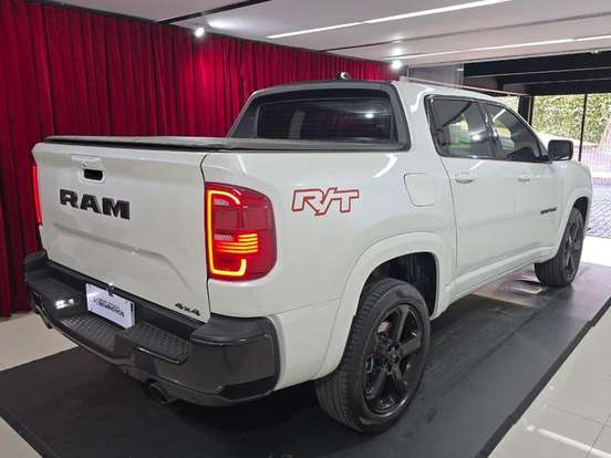 RAM-RAMPAGE-2.0 HURRICANE 4 TURBO GASOLINA R/T 4X4 AUTOMÁTICO RAM-RAMPAGE-2025