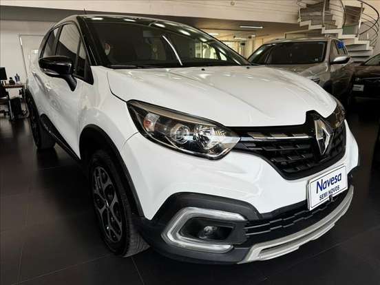RENAULT-CAPTUR-2021