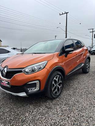 RENAULT-CAPTUR-2017