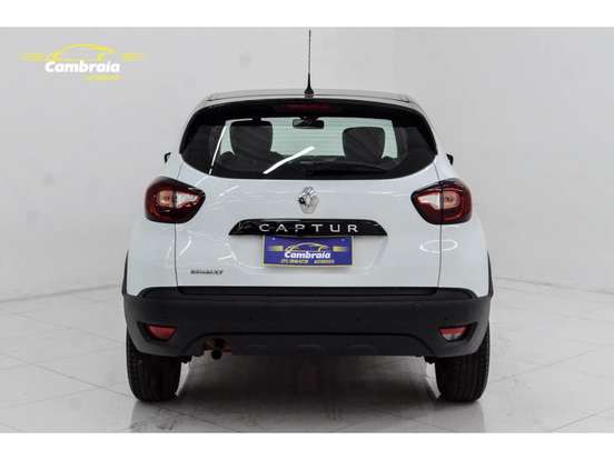 RENAULT-CAPTUR-2020