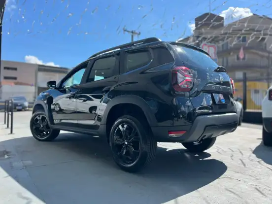 RENAULT-DUSTER-2025