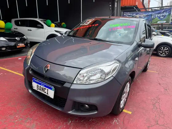 RENAULT SANDERO 1.0 EXPRESSION 16V FLEX 4P MANUAL