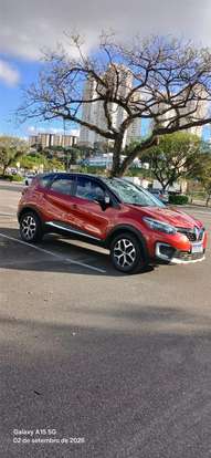 RENAULT-CAPTUR-2020