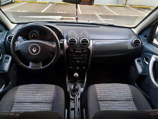 RENAULT-SANDERO-1.0 EXPRESSION 16V FLEX 4P MANUAL RENAULT-SANDERO-2013