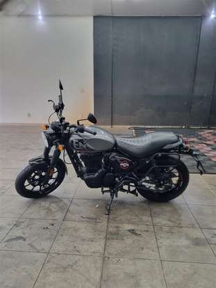ROYAL ENFIELD-HUNTER 350-2024