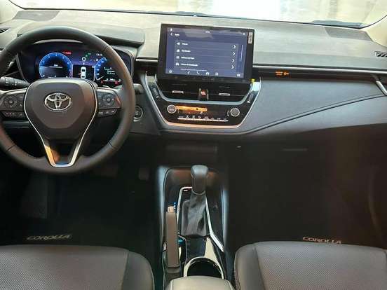 TOYOTA-COROLLA-2025