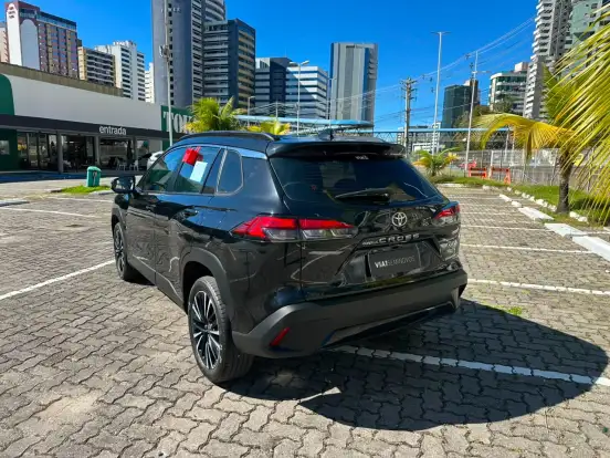 TOYOTA-COROLLA CROSS-2024