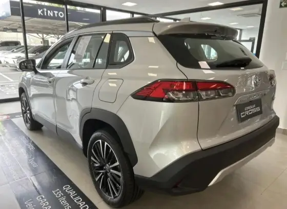 TOYOTA COROLLA CROSS 1.8 VVT-I HYBRID FLEX XRX CVT