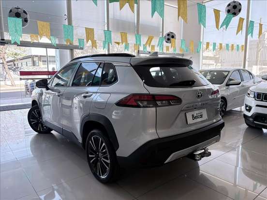 TOYOTA-COROLLA CROSS-2024