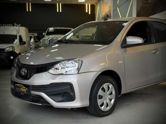 TOYOTA-ETIOS-1.5 XS 16V FLEX 4P AUTOMÁTICO TOYOTA-ETIOS-2017