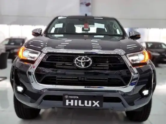 TOYOTA-HILUX-2025