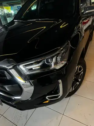 TOYOTA-HILUX-2025