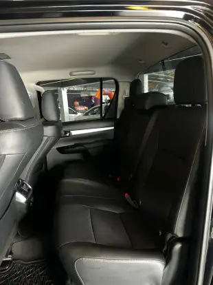 TOYOTA-HILUX-2025