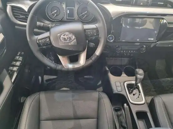 TOYOTA-HILUX-2.8 D-4D TURBO DIESEL CD SRX PLUS 4X4 AUTOMÁTICO TOYOTA-HILUX-2026