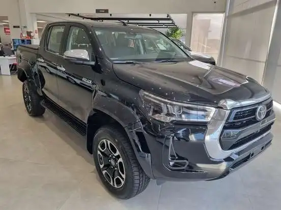 TOYOTA-HILUX-2.8 D-4D TURBO DIESEL CD SRX PLUS 4X4 AUTOMÁTICO TOYOTA-HILUX-2026