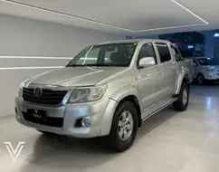 TOYOTA HILUX 2.5 STD 4X4 CD 16V TURBO DIESEL 4P MANUAL TOYOTA HILUX 2.5 STD 4X4 CD 16V TURBO DIESEL 4P MANUAL